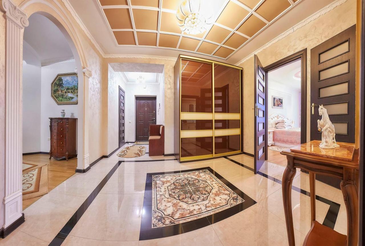 Luxury Apartments Truskavets Exterior photo